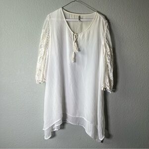 Mono Reno Women’s Sheer Boho Lace Blouse Size Large Cream Color